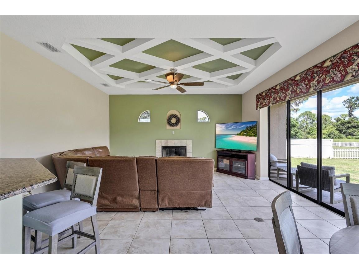 323 141st Court NE Bradenton FL 34212 A4666924 image36