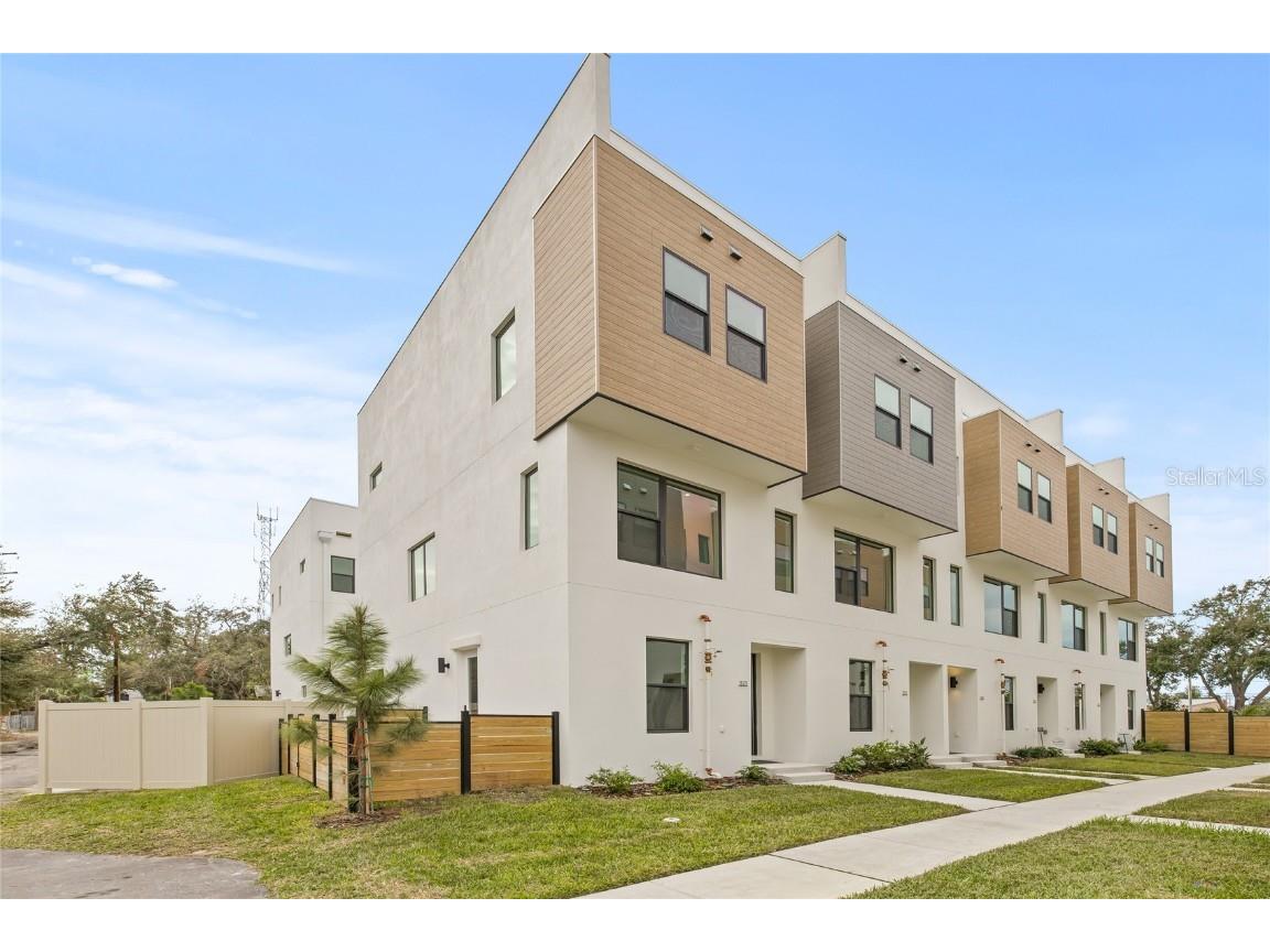 323 15th Street N Saint Petersburg FL 33705 TB8417303 image1