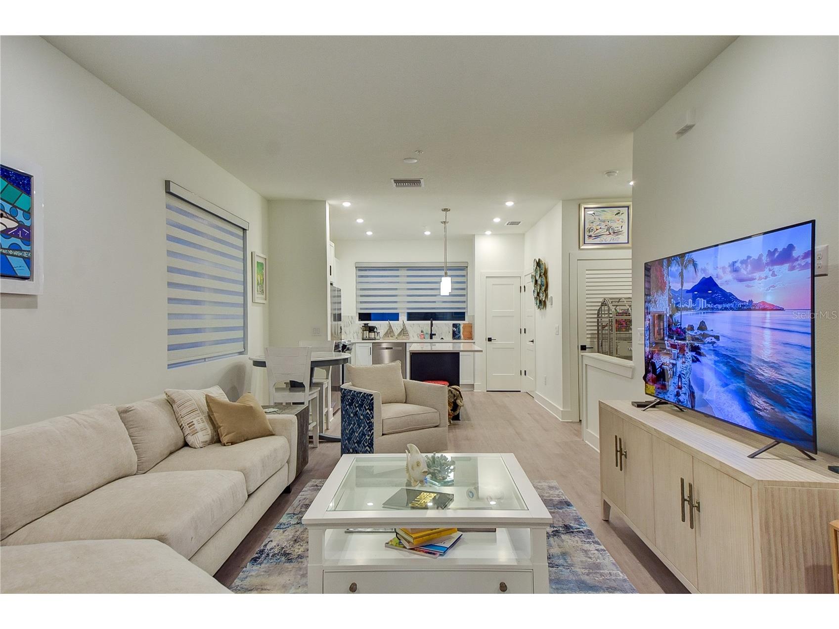 323 15th Street N Saint Petersburg FL 33705 TB8465064 image19