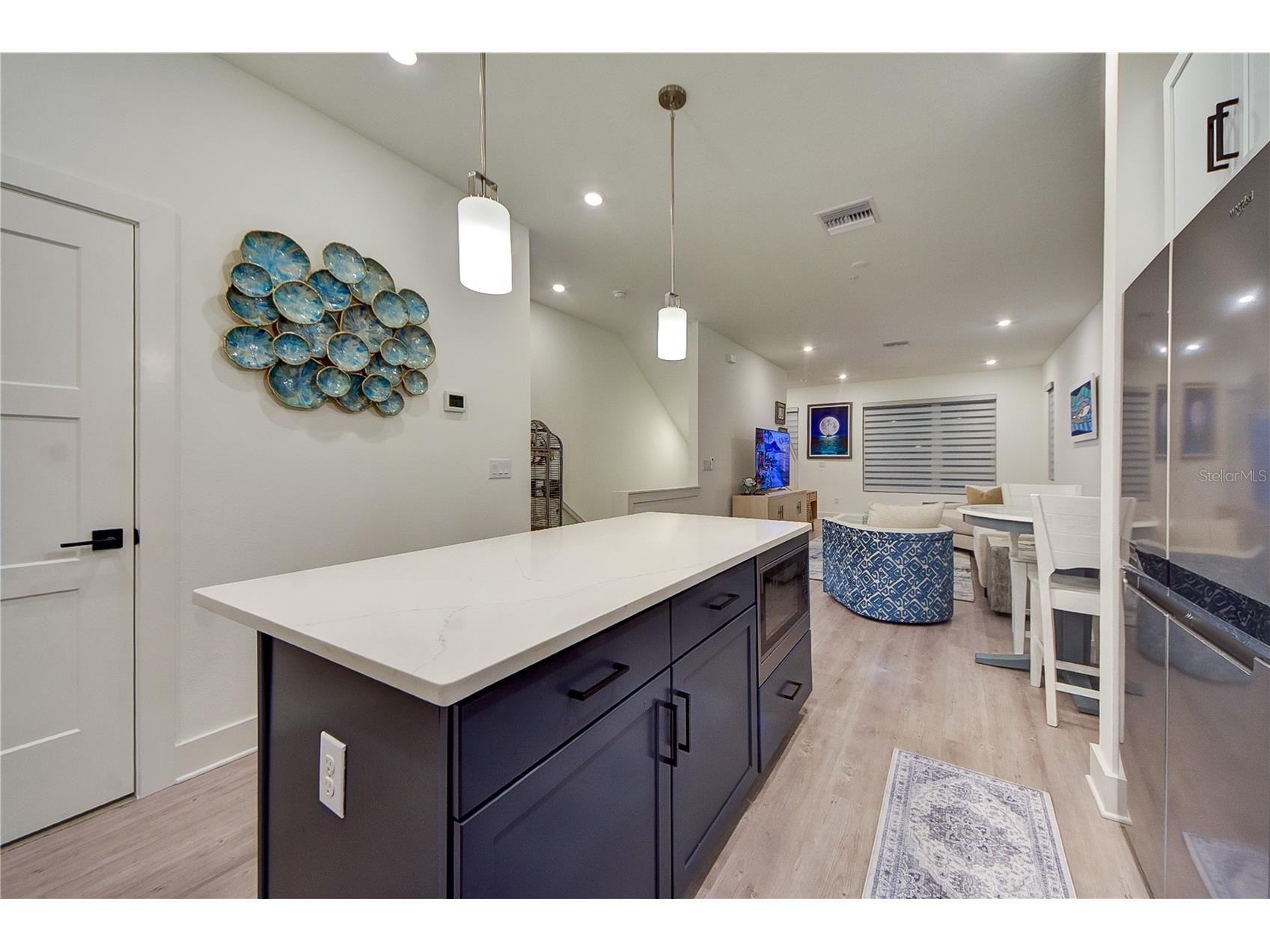 323 15th Street N Saint Petersburg FL 33705 TB8465064 image29