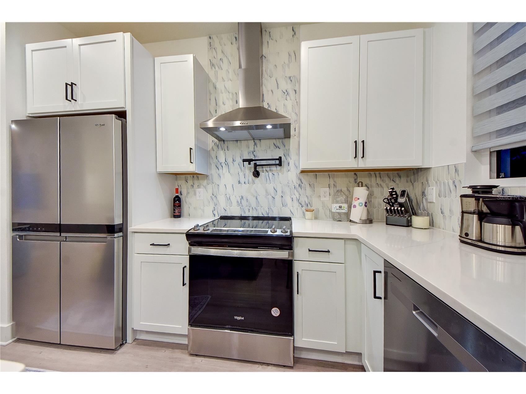 323 15th Street N Saint Petersburg FL 33705 TB8465064 image30