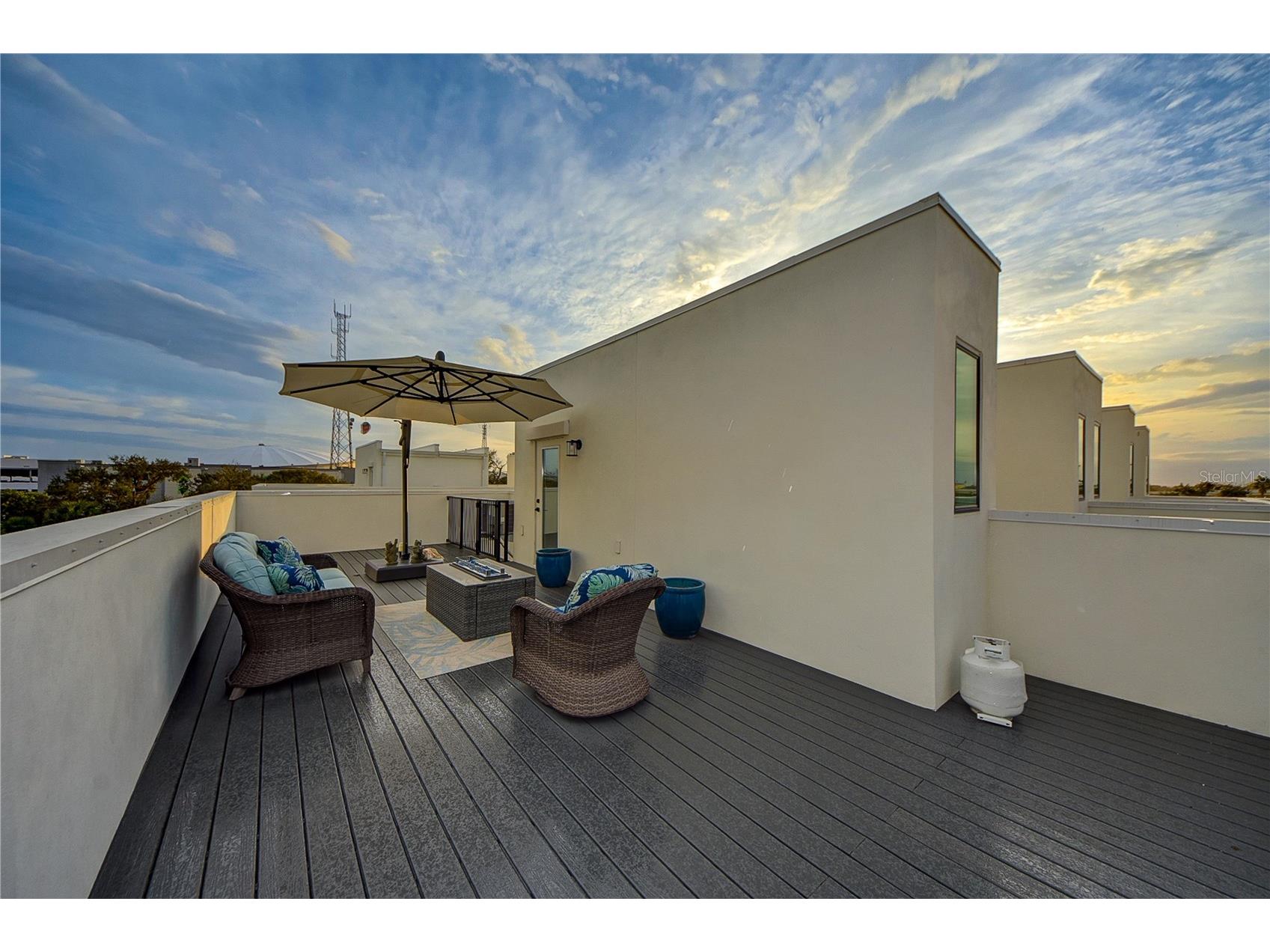 323 15th Street N Saint Petersburg FL 33705 TB8465064 image47