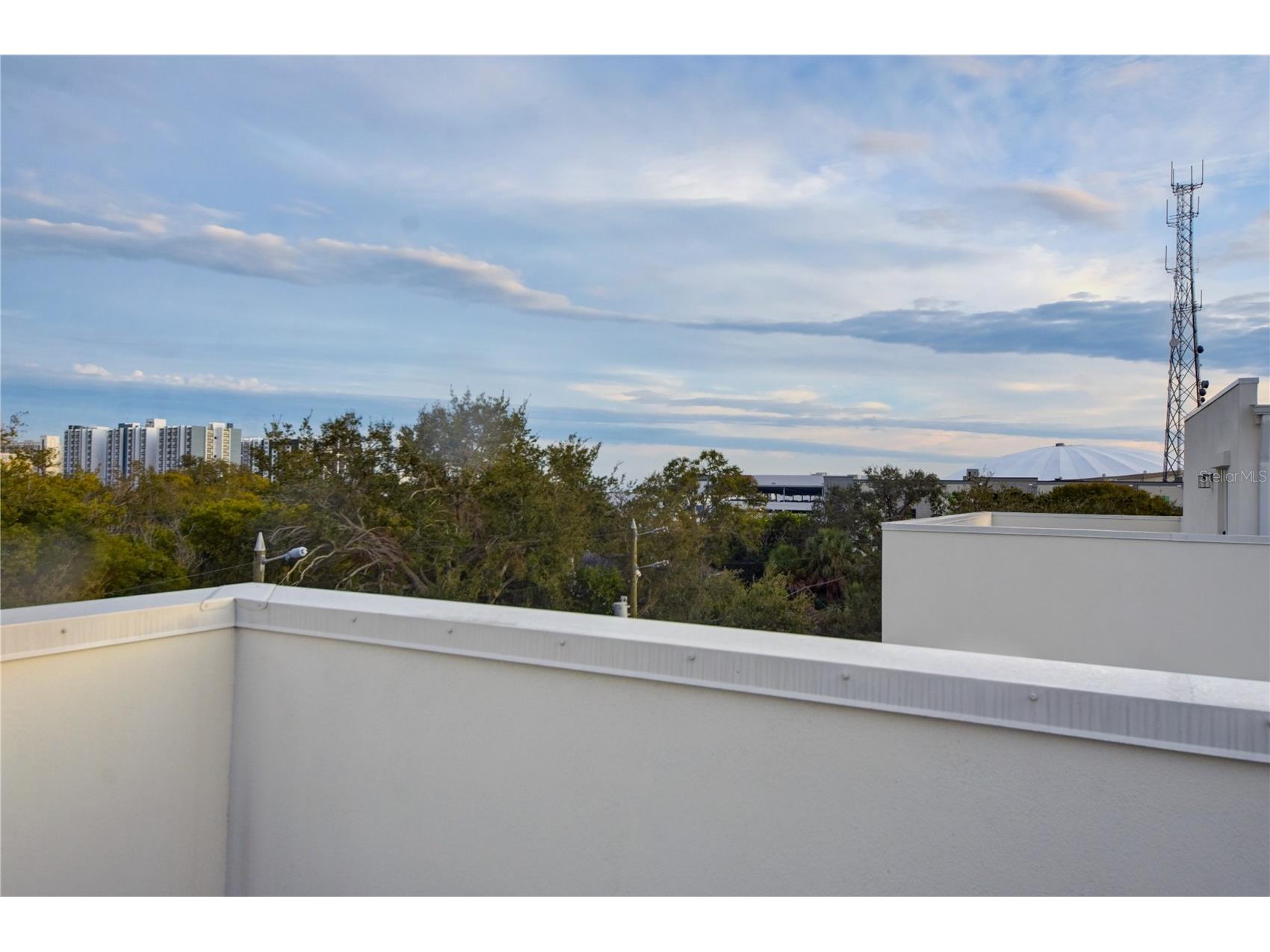 323 15th Street N Saint Petersburg FL 33705 TB8465064 image52