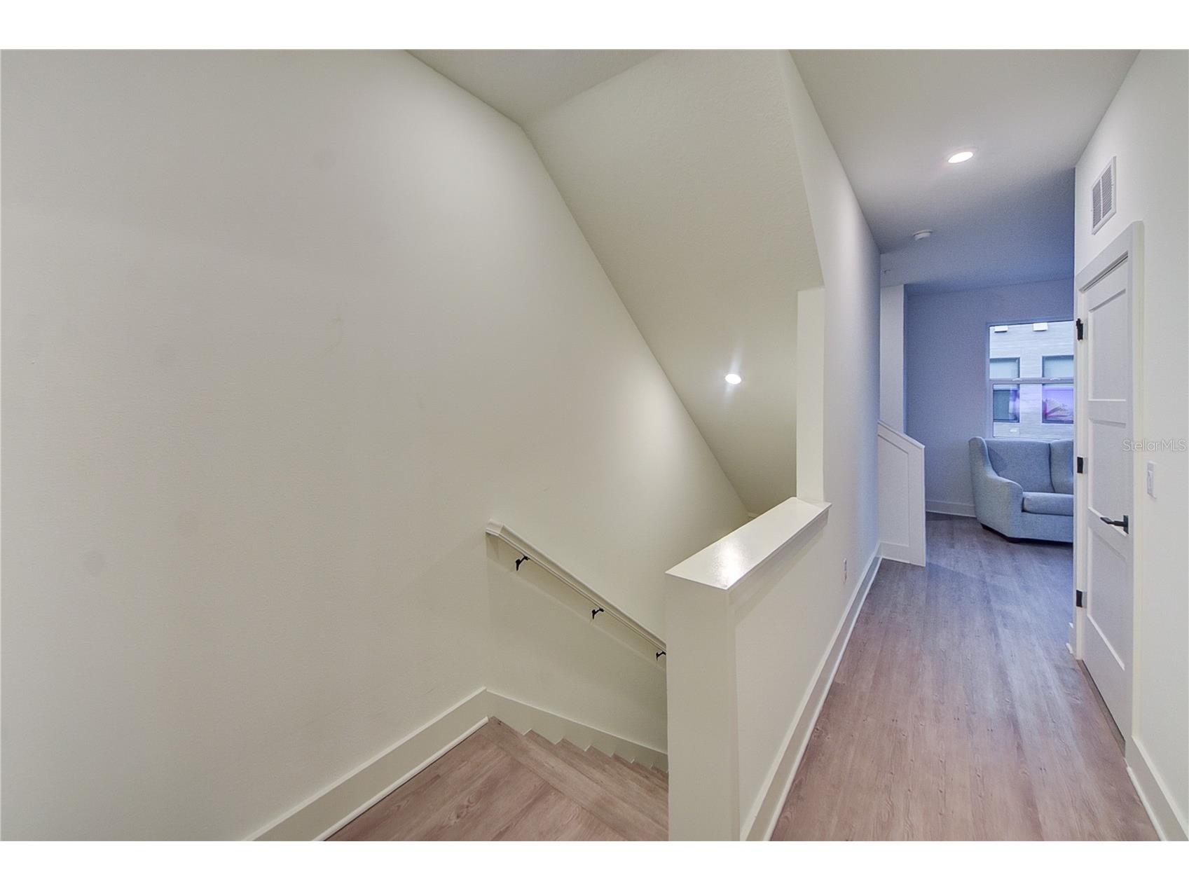 323 15th Street N Saint Petersburg FL 33705 TB8505690 image22