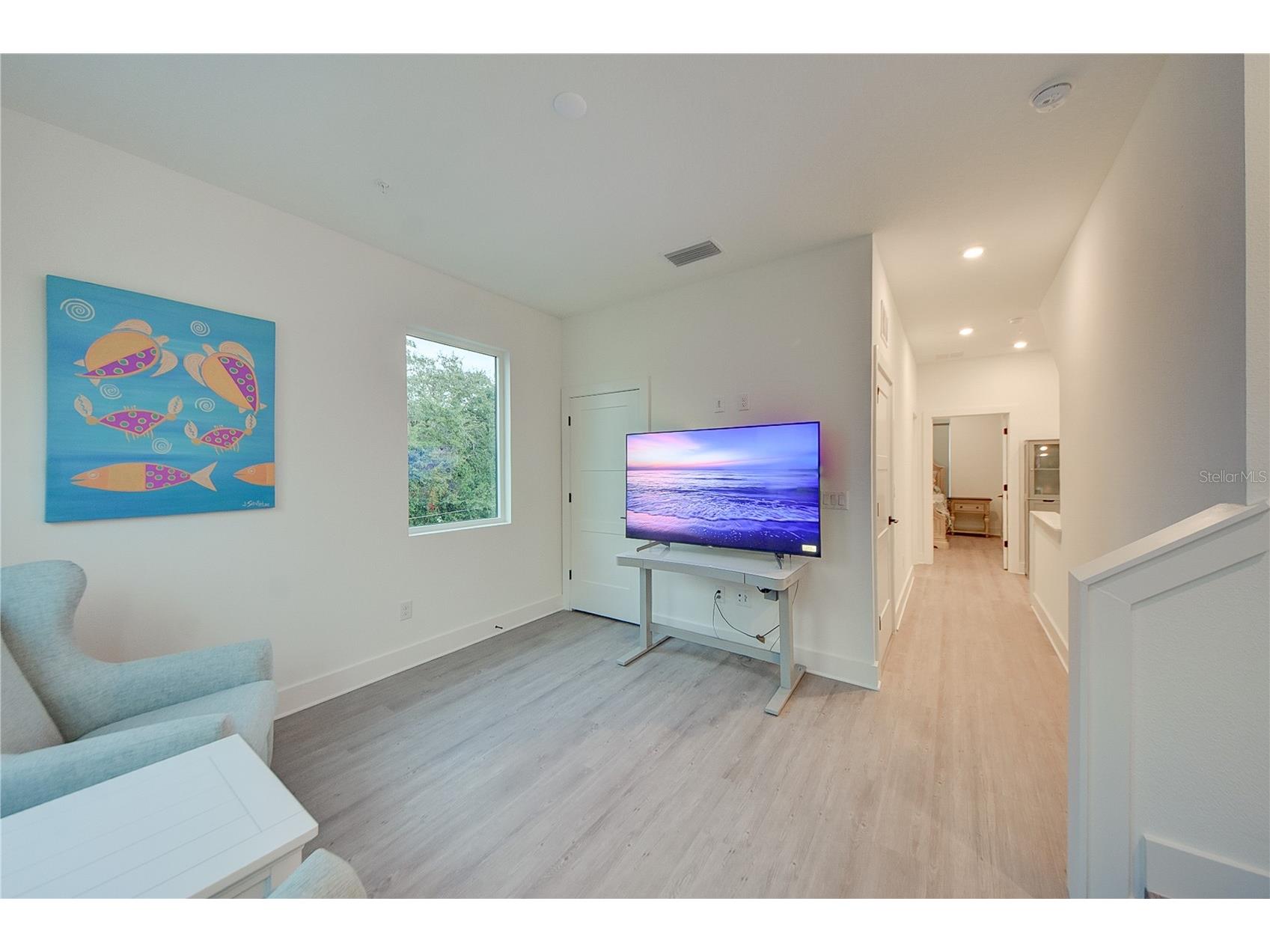 323 15th Street N Saint Petersburg FL 33705 TB8505690 image31
