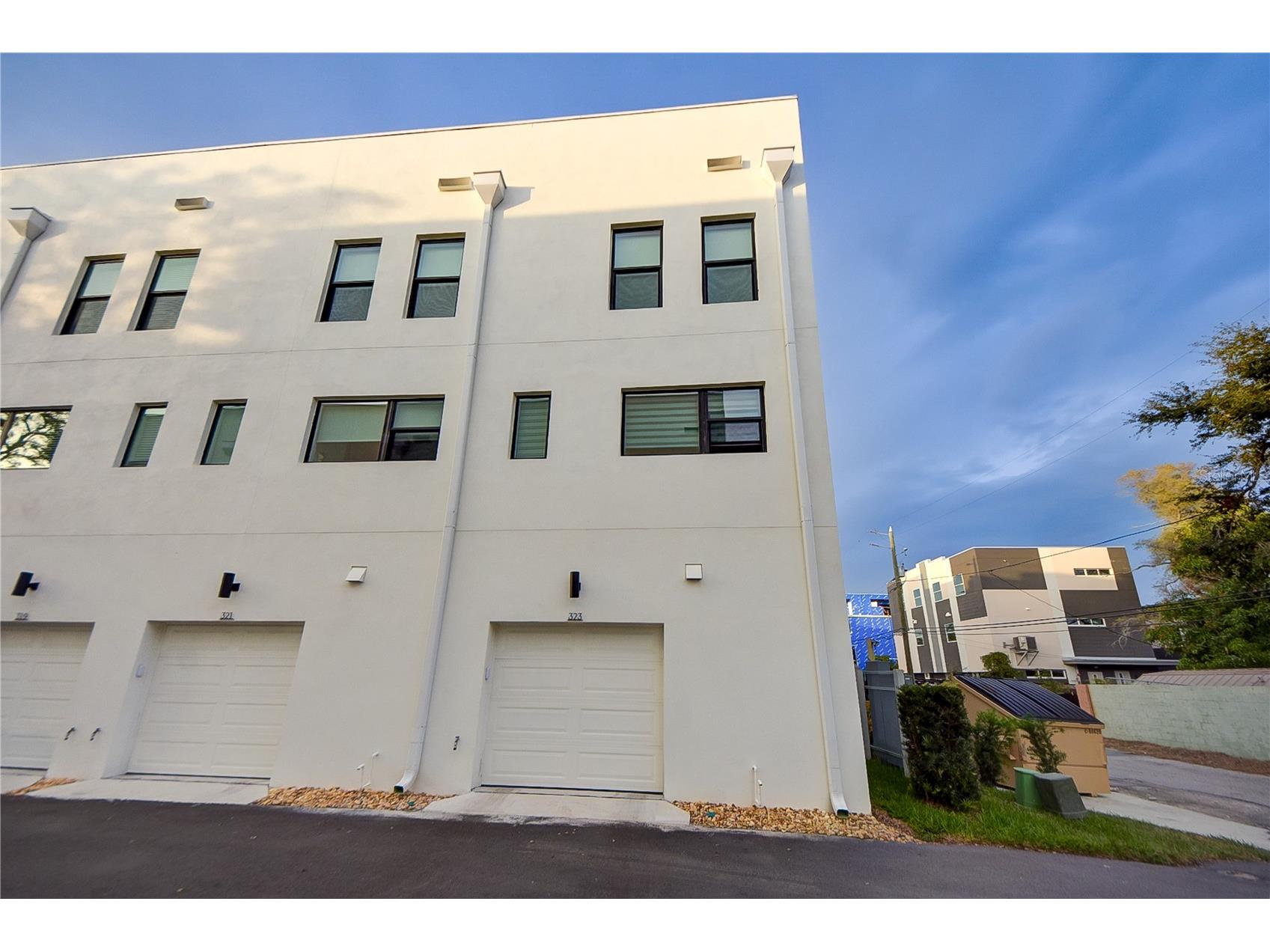 323 15th Street N Saint Petersburg FL 33705 TB8505690 image42