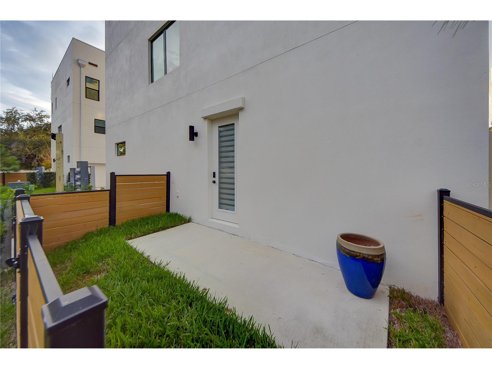 323 15th Street N Saint Petersburg FL 33705 TB8505690 image6