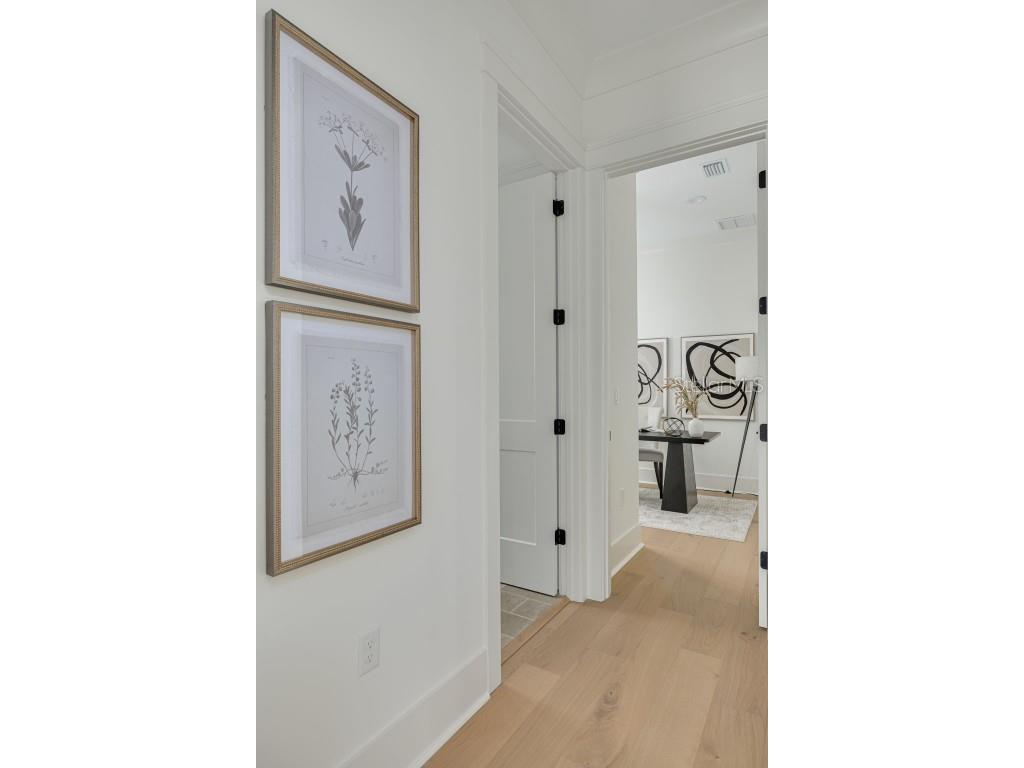 323 Appian Way NE Saint Petersburg FL 33704 TB8343227 image25