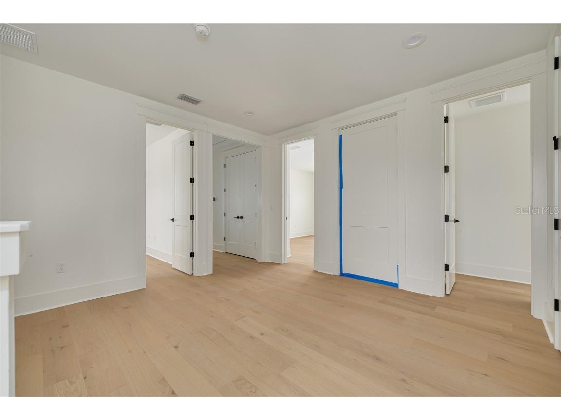 323 Appian Way NE Saint Petersburg FL 33704 TB8343227 image31