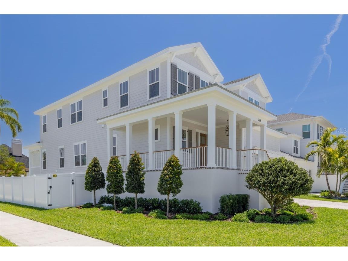 323 Appian Way NE Saint Petersburg FL 33704 TB8343227 image4