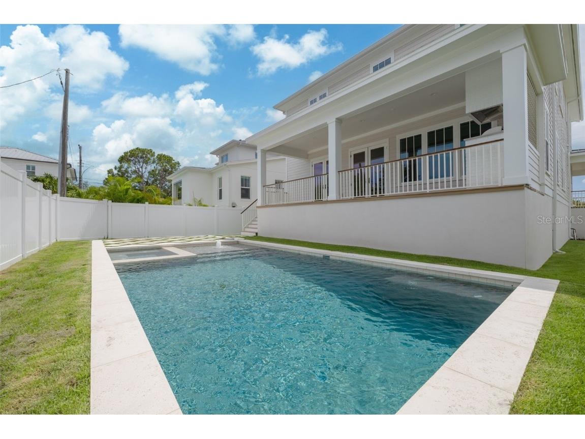 323 Appian Way NE Saint Petersburg FL 33704 TB8343227 image50