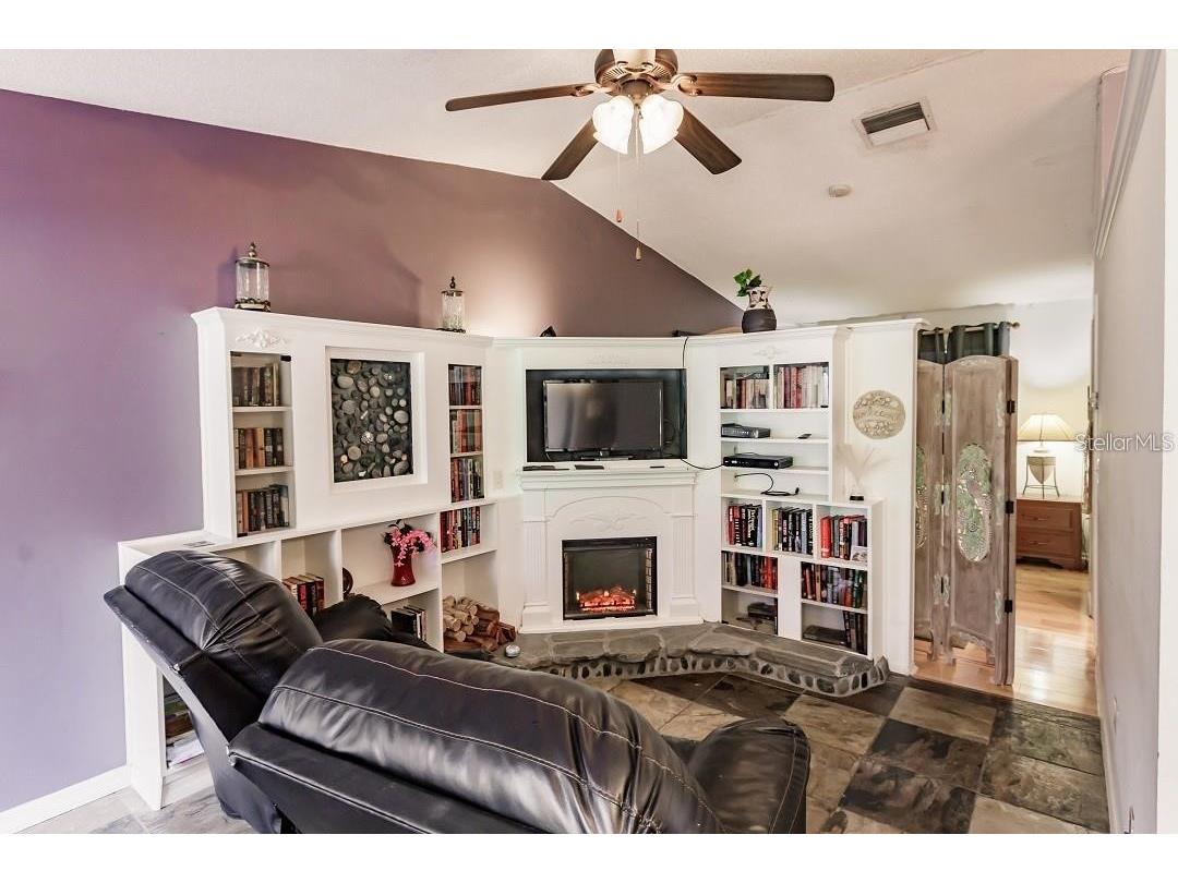 323 Bobby Jones Road #323 Sarasota FL 34232 A4689282 image5