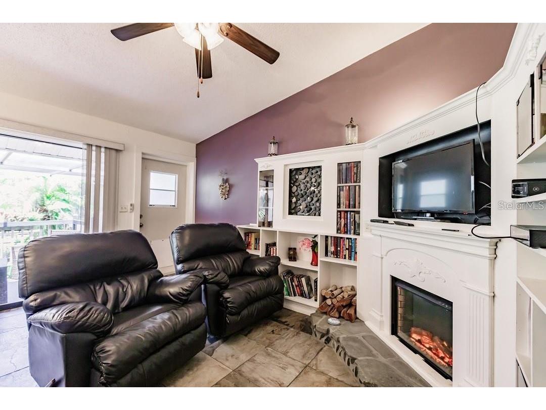 323 Bobby Jones Road #323 Sarasota FL 34232 A4689282 image6