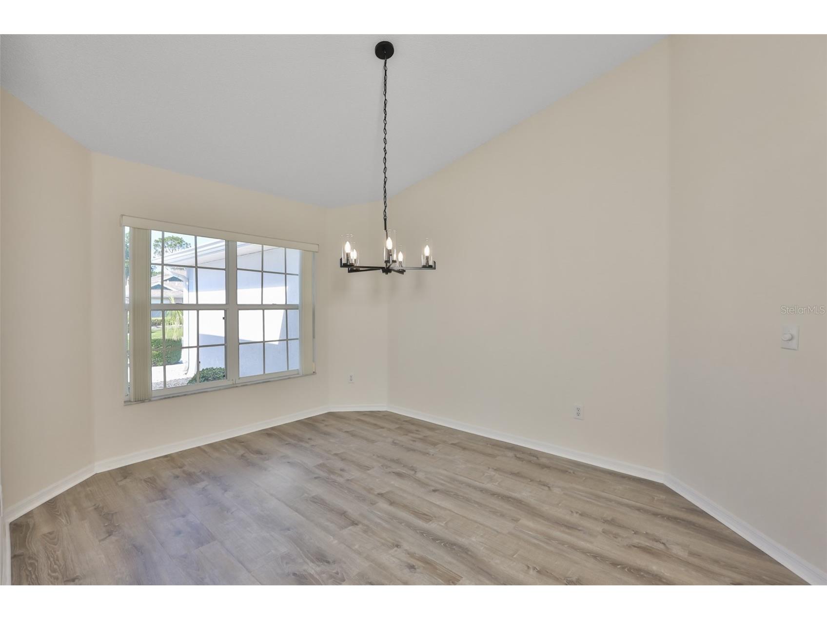 323 Caloosa Palms Court Sun City Center FL 33573 TB8511332 image16