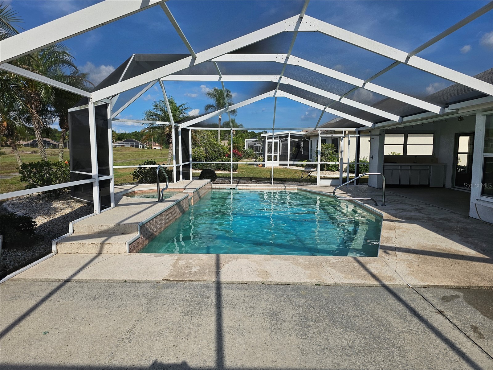 323 Caloosa Palms Court Sun City Center FL 33573 TB8511332 image6