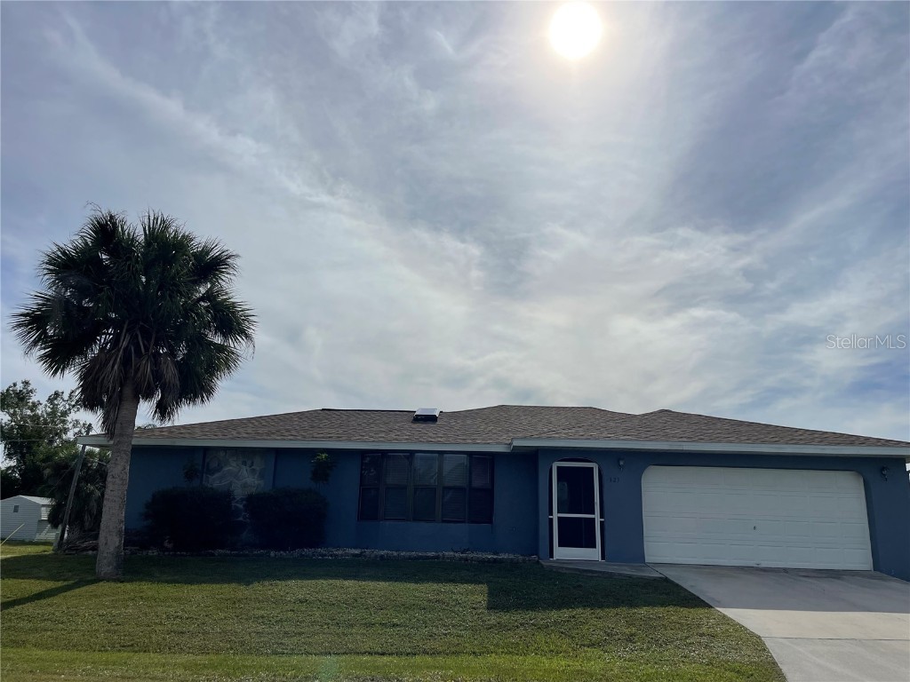 323 Center Avenue NW Port Charlotte FL 33952 D6133743 image1