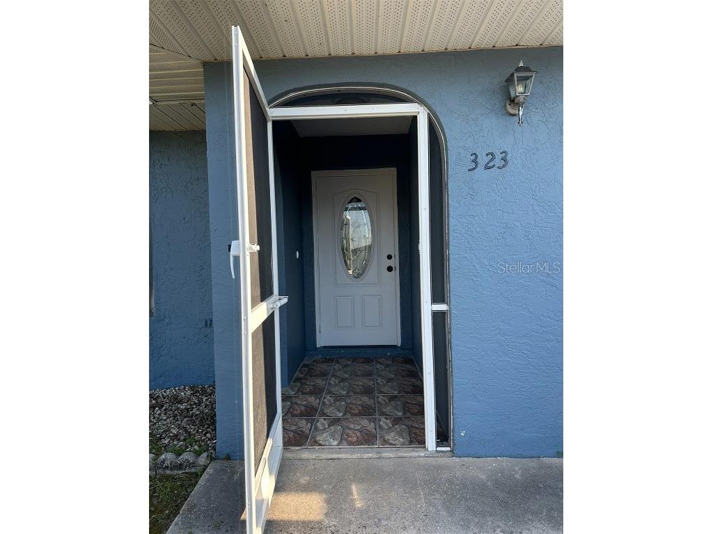 323 Center Avenue NW Port Charlotte FL 33952 T3529120 image1