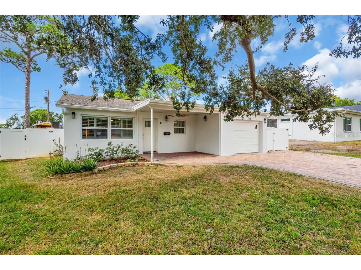 323 Freeport Avenue NE Saint Petersburg FL 33702 TB8441048 image42