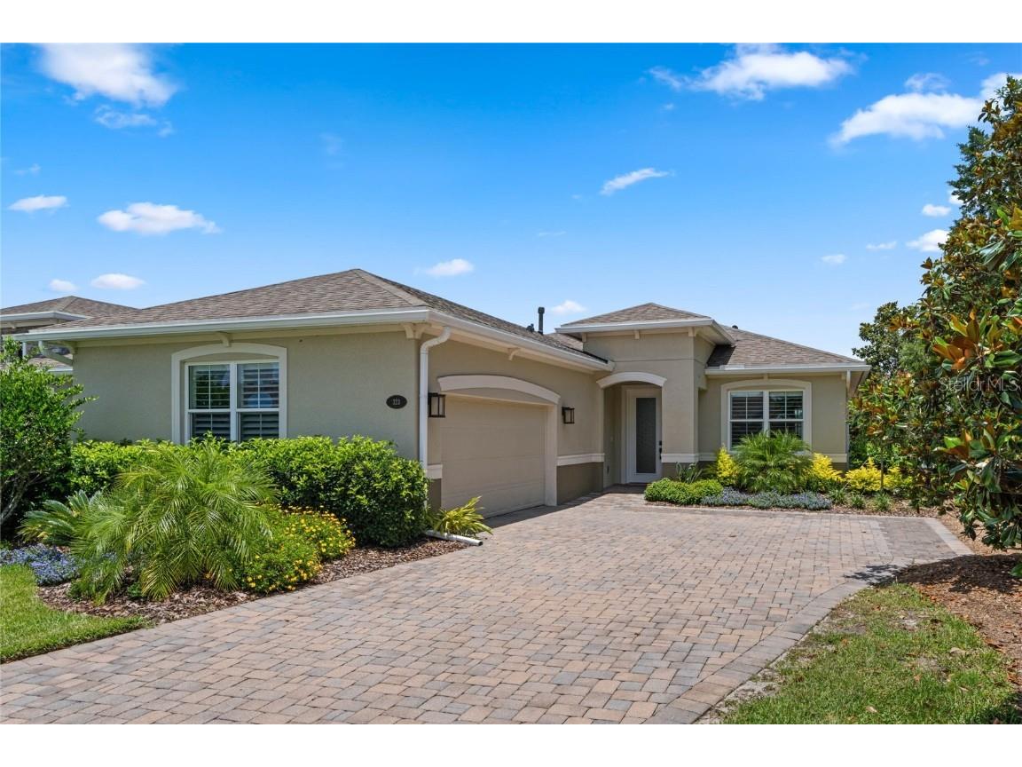 323 Kingsley Place Deland FL 32724 - LAKE KINGSLEY V4930554 image1