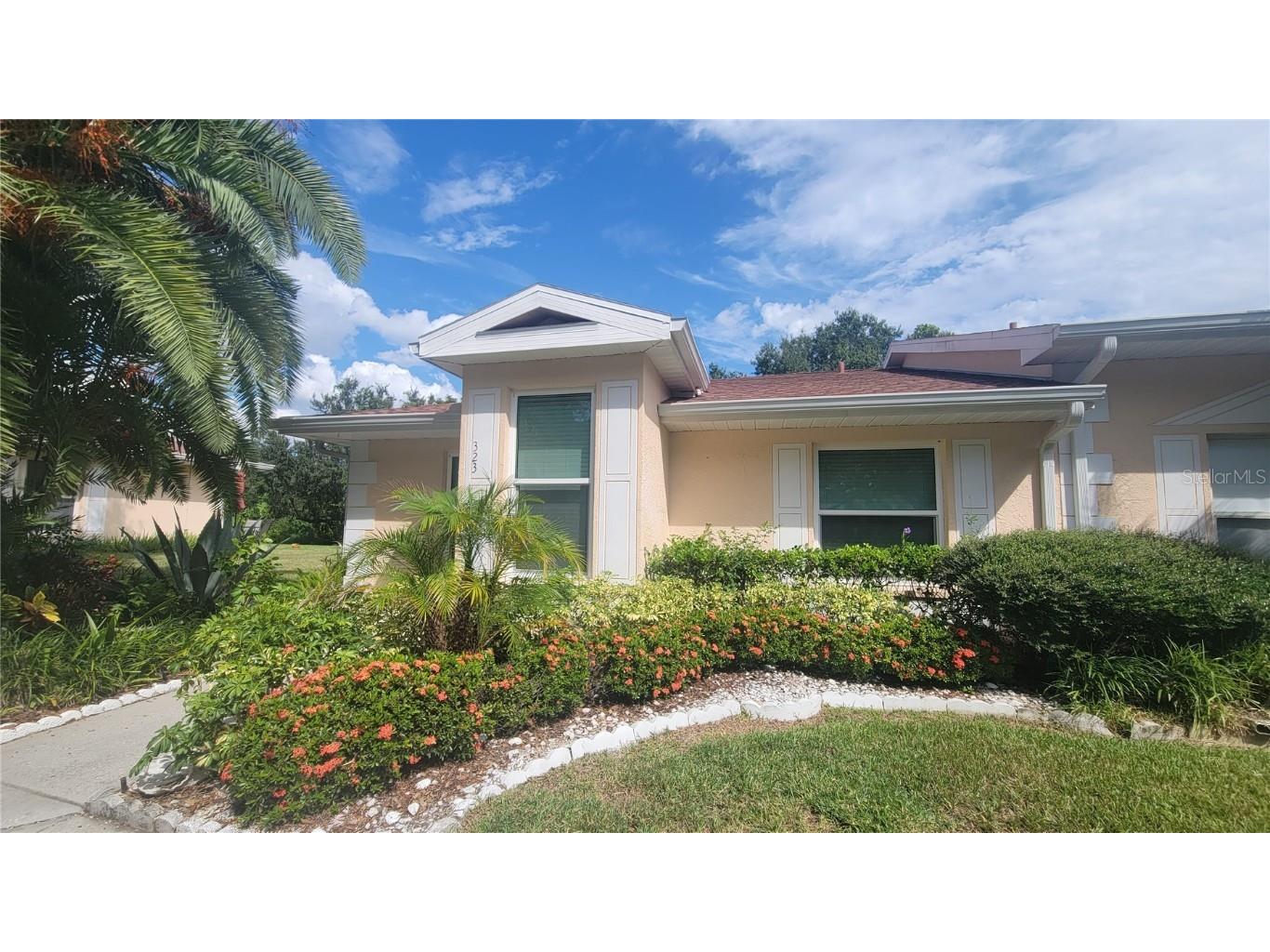 323 Kinneret Way Sun City Center FL 33573 T3470817 image1