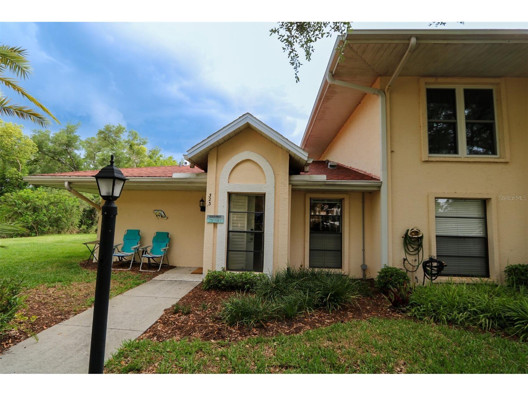 323 Knottwood Court #1 Sun City Center FL 33573 TB8499712 image1