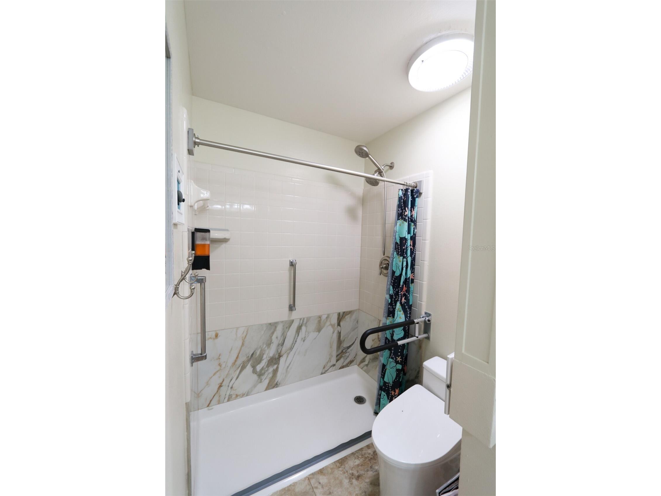 323 Knottwood Court #1 Sun City Center FL 33573 TB8499712 image16