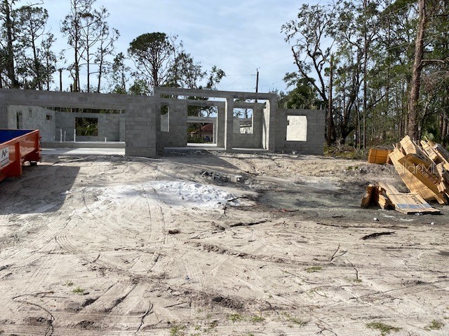 323 Lindon Street Port Charlotte FL 33954 C7461345 image1