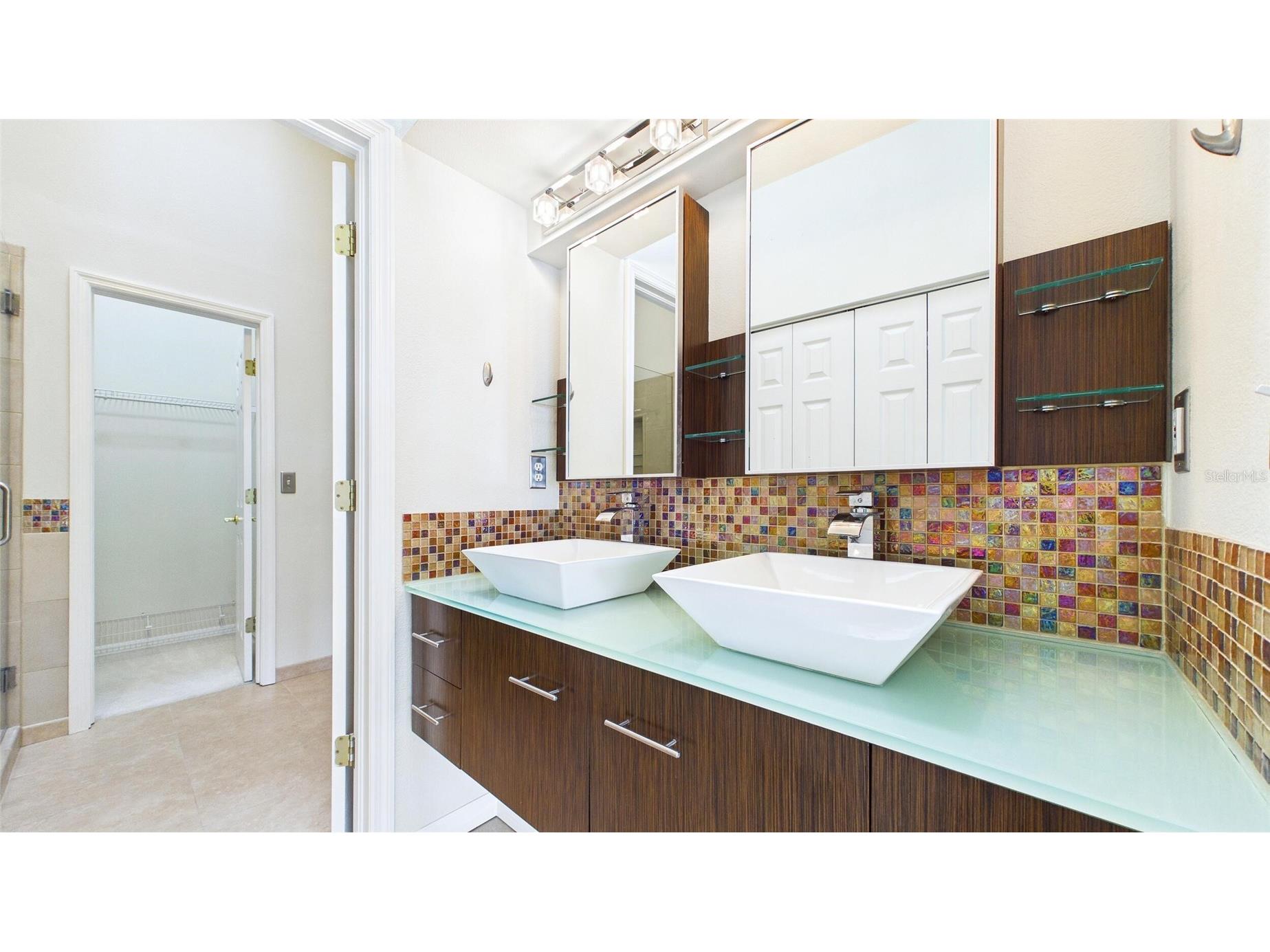 323 Madeira Circle Saint Petersburg FL 33715 O6404223 image17