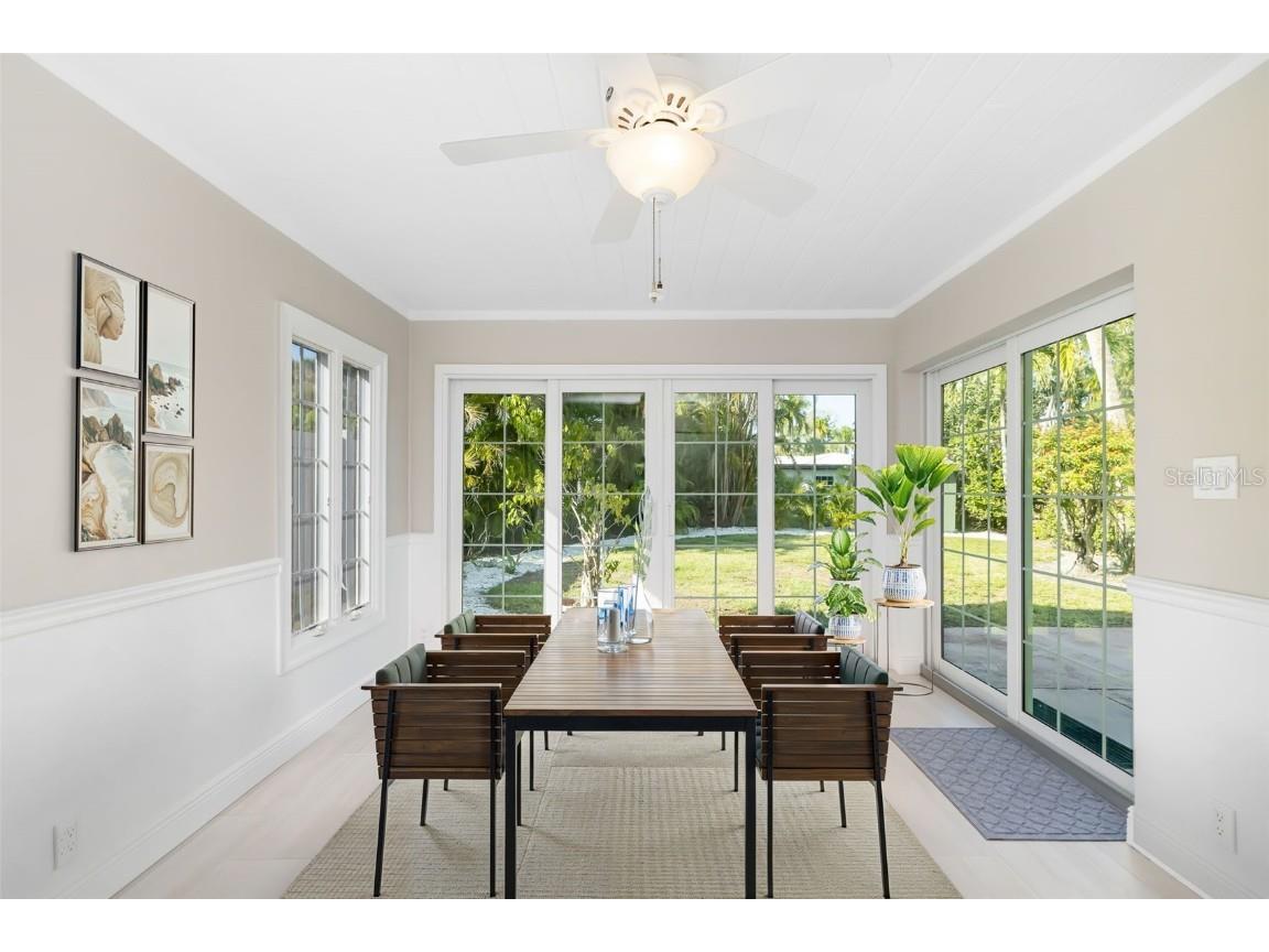 323 Madison Drive Sarasota FL 34236 - LIDO BEACH A4675043 image7