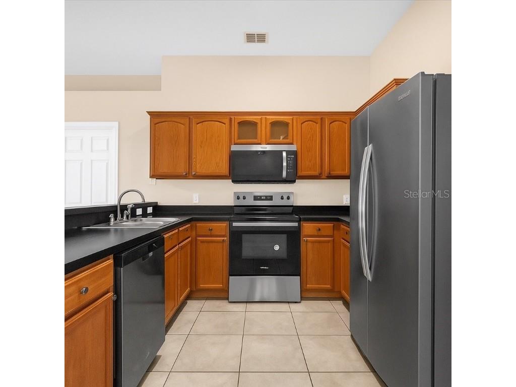 323 Miami Lane Kissimmee FL 34759 S5137506 image3