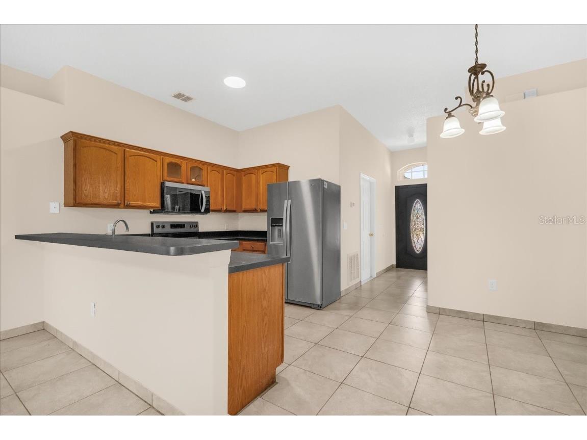 323 Miami Lane Kissimmee FL 34759 S5137506 image5