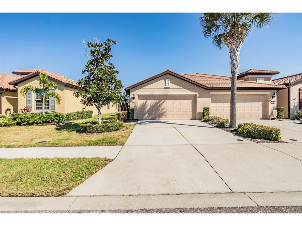 323 Mystic Falls Drive Apollo Beach FL 33572 T3506401 image1