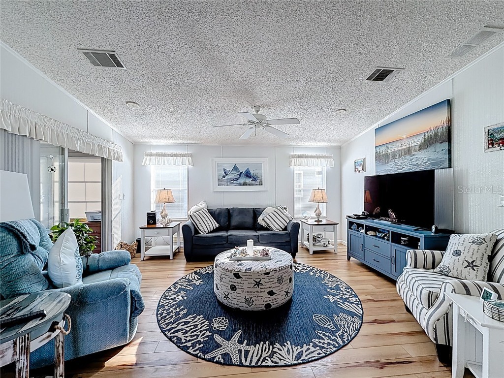 323 Pine Loop Frostproof FL 33843 TB8447352 image8