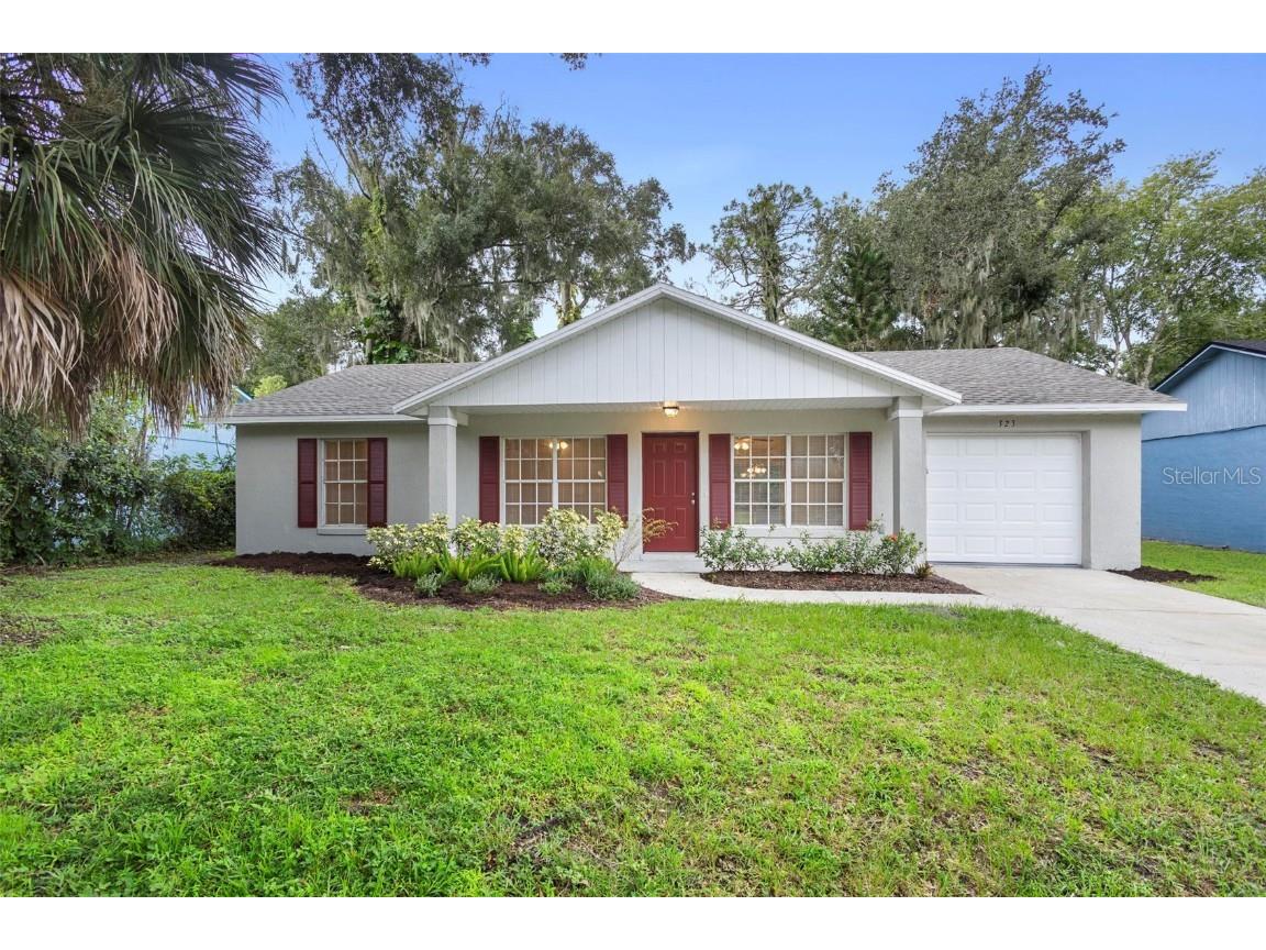 323 San Lanta Circle Sanford FL 32771 V4938476 image1