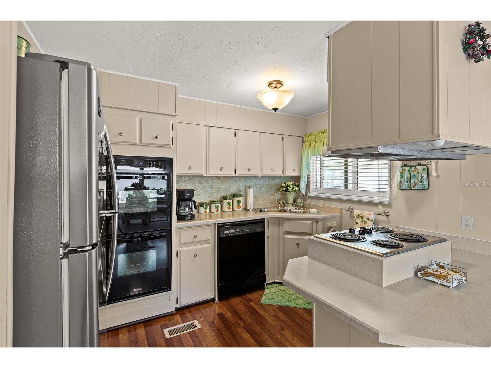 323 Terra Ceia Drive Palmetto FL 34221 A4684681 image2