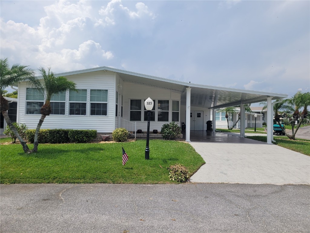 323 Victoria Drive Haines City FL 33844 - LAKE HENRY P4930481 image1