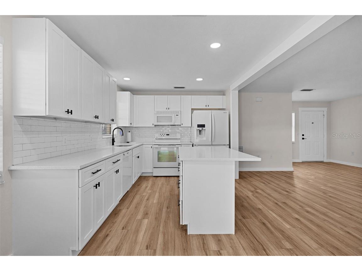 323 W Lady Lake Boulevard Lady Lake FL 32159 G5104421 image16