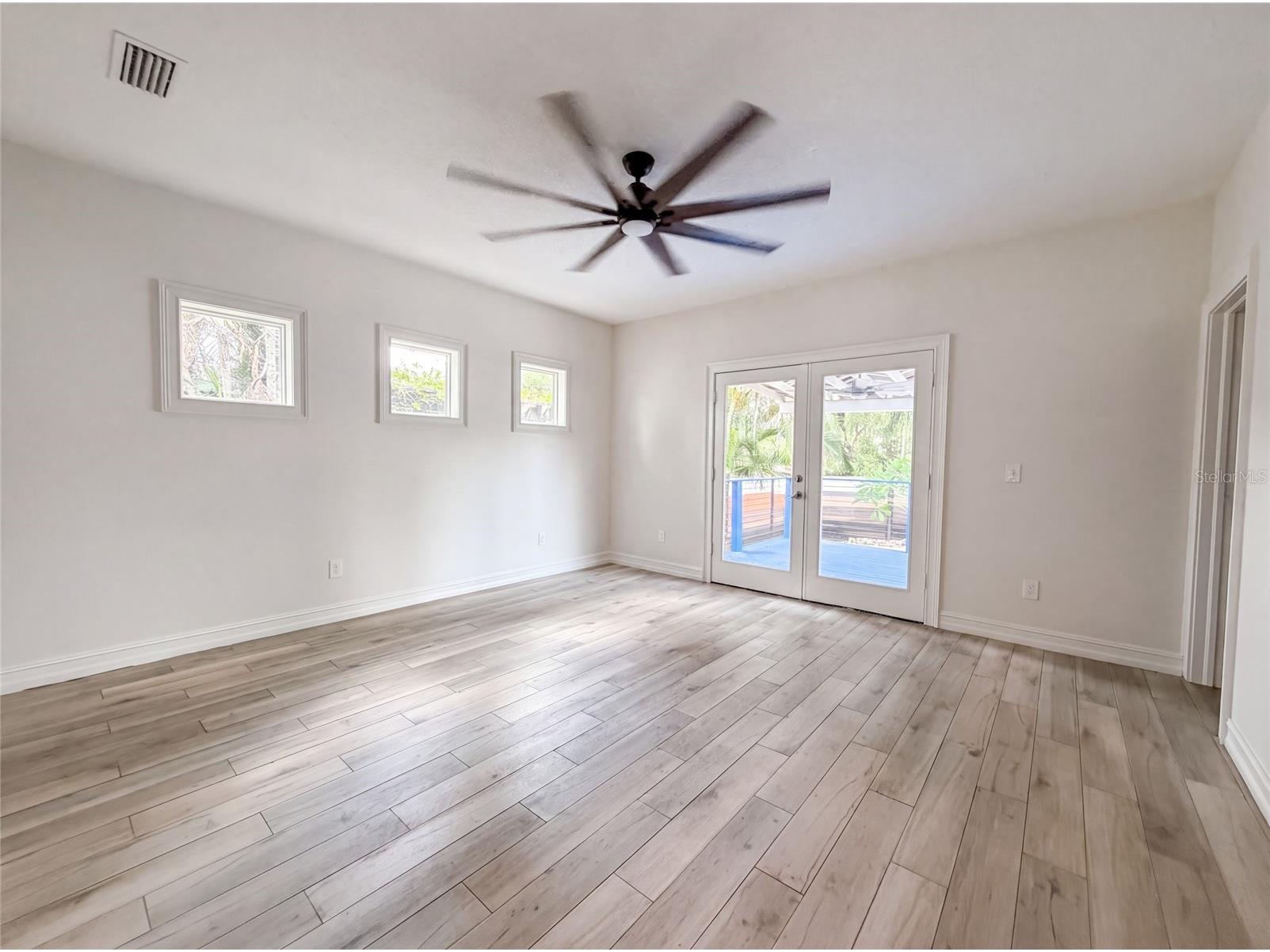 323 W Lambright Street Tampa FL 33604 O6424606 image4