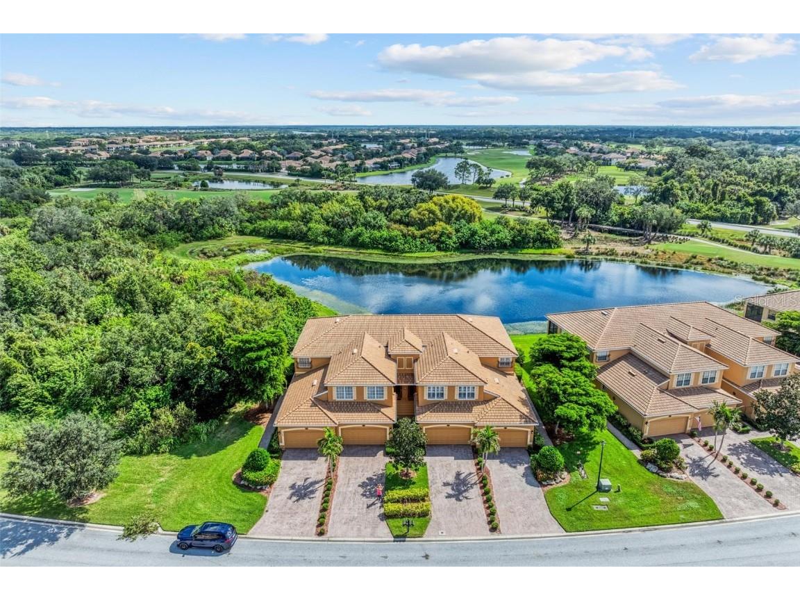 323 Winding Brook Lane #102 Bradenton FL 34212 A4624438 image1