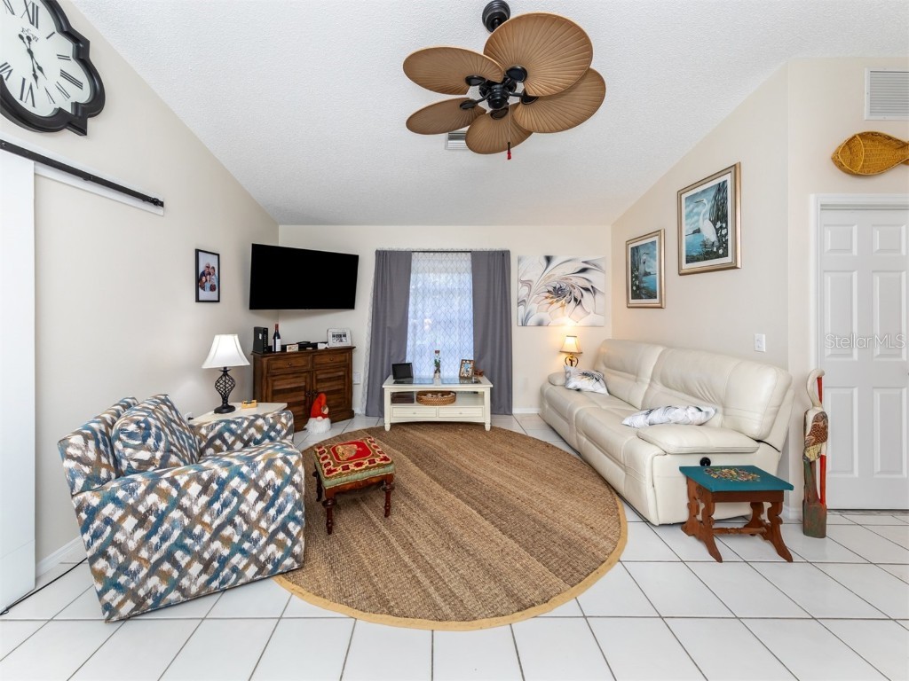 323 Woodvale Drive Venice FL 34293 N6141650 image16