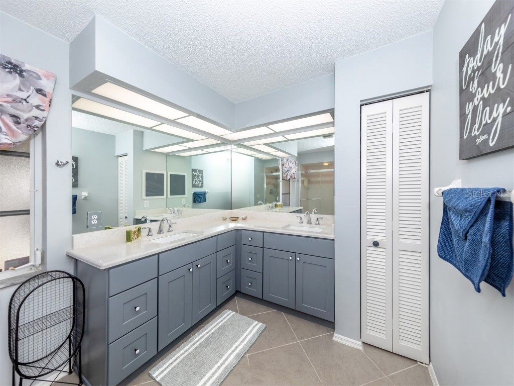 323 Woodvale Drive Venice FL 34293 N6141650 image20