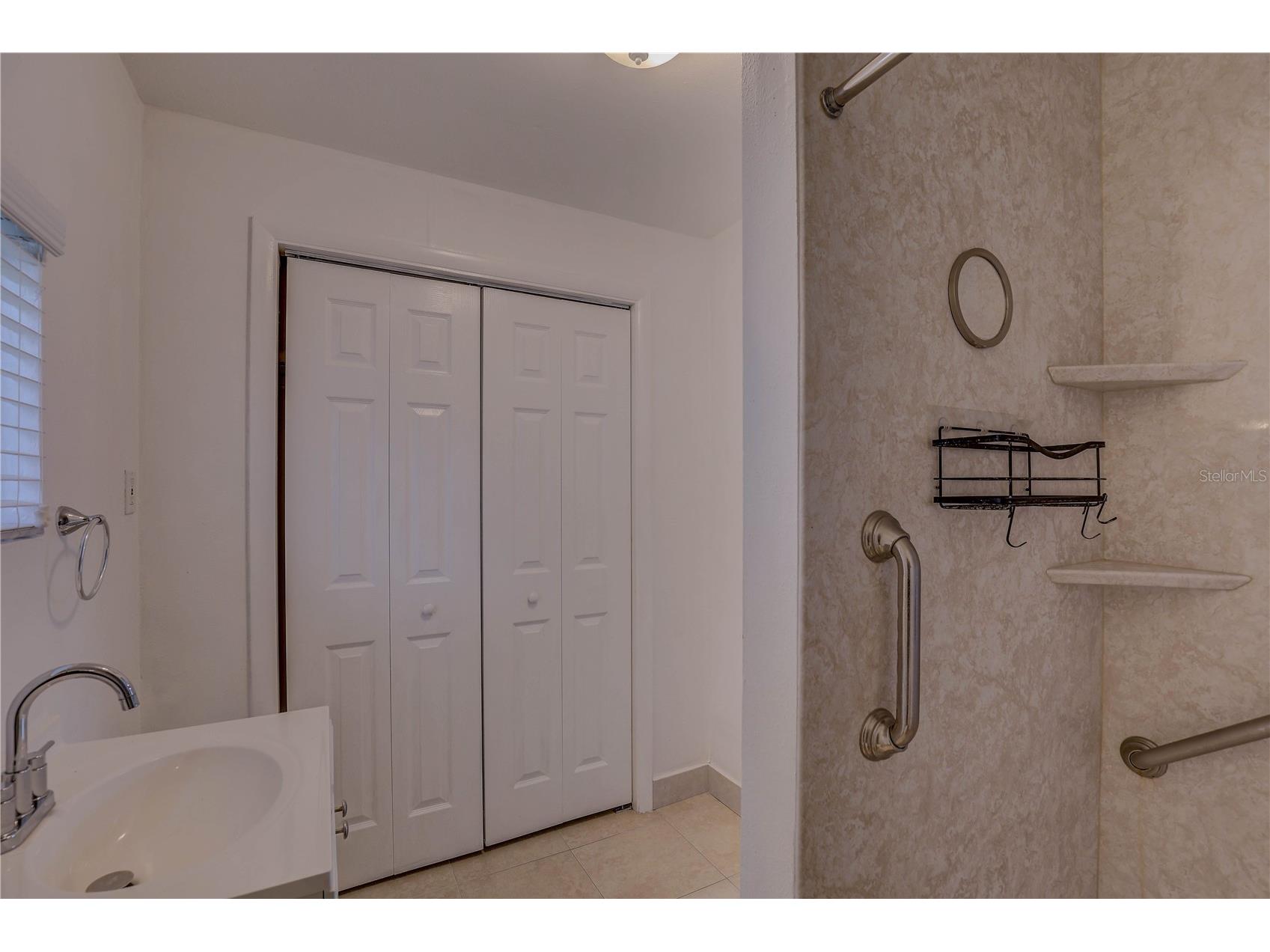 3230 51st Street N Saint Petersburg FL 33710 TB8437419 image18