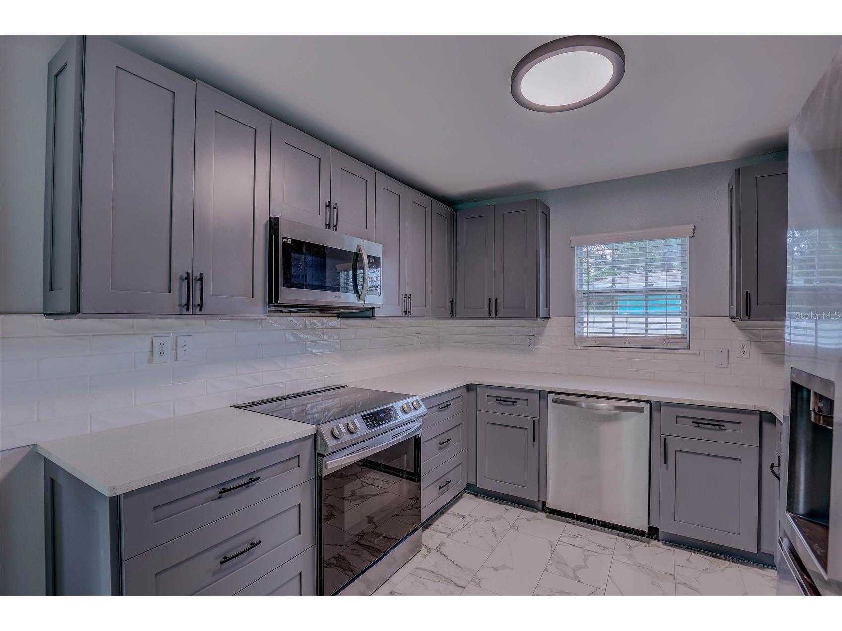 3230 51st Street N Saint Petersburg FL 33710 TB8437419 image22