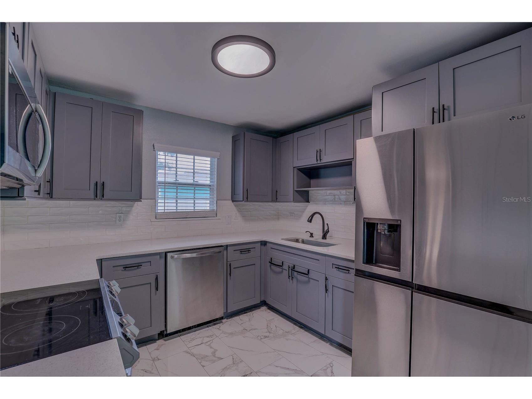 3230 51st Street N Saint Petersburg FL 33710 TB8437419 image23