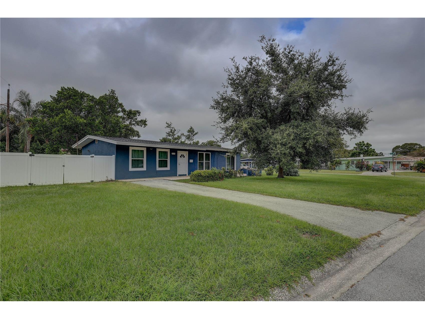 3230 51st Street N Saint Petersburg FL 33710 TB8437419 image6