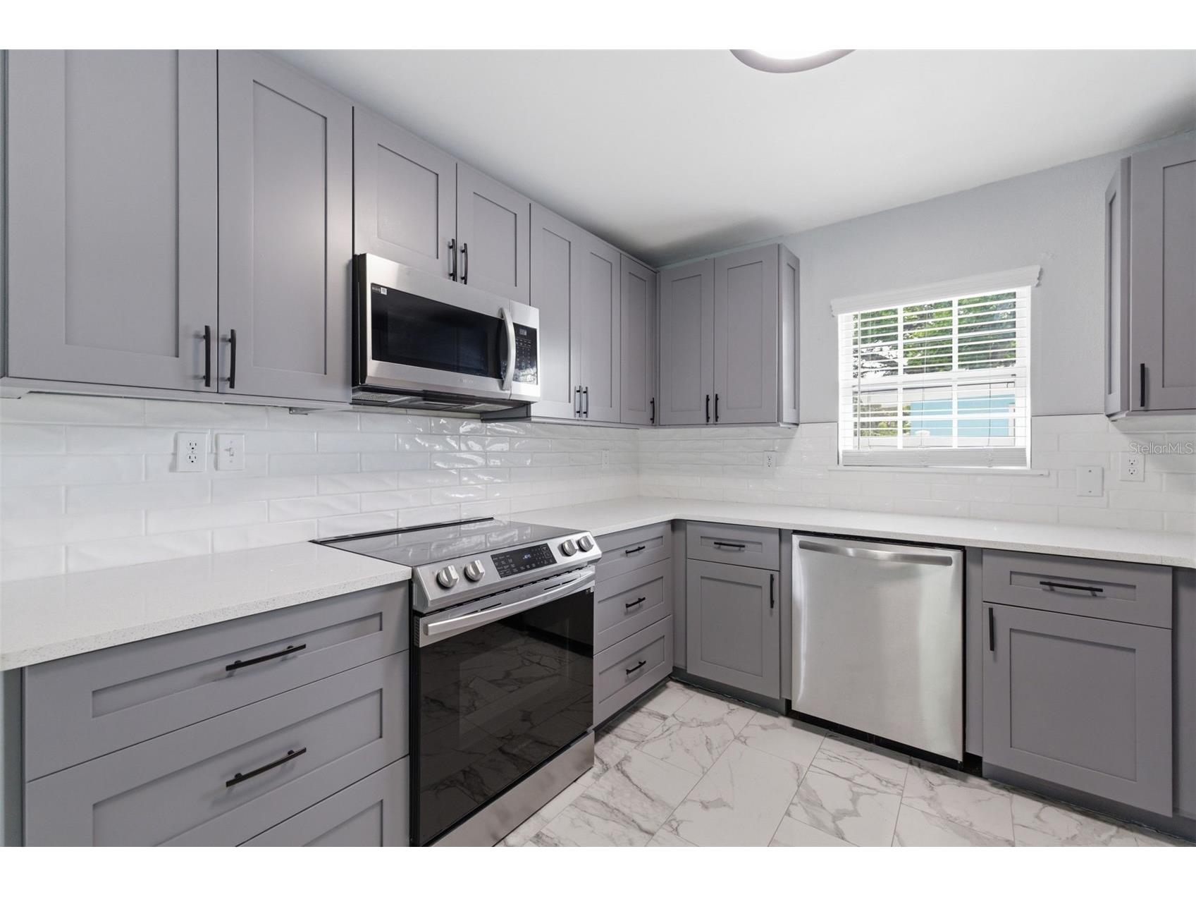 3230 51st Street N Saint Petersburg FL 33710 TB8499778 image12