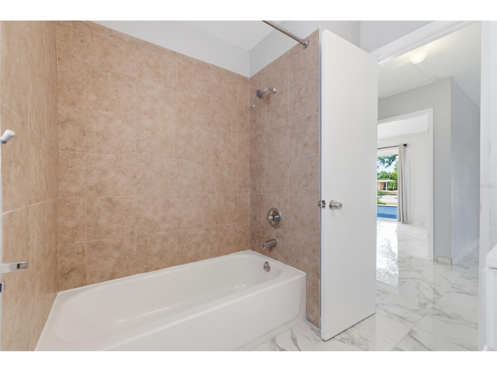 3230 51st Street N Saint Petersburg FL 33710 TB8499778 image19
