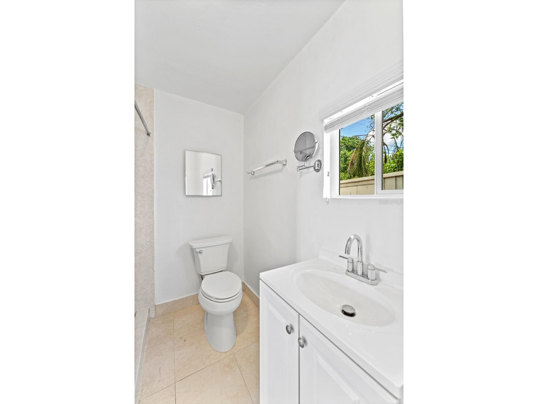 3230 51st Street N Saint Petersburg FL 33710 TB8523797 image12