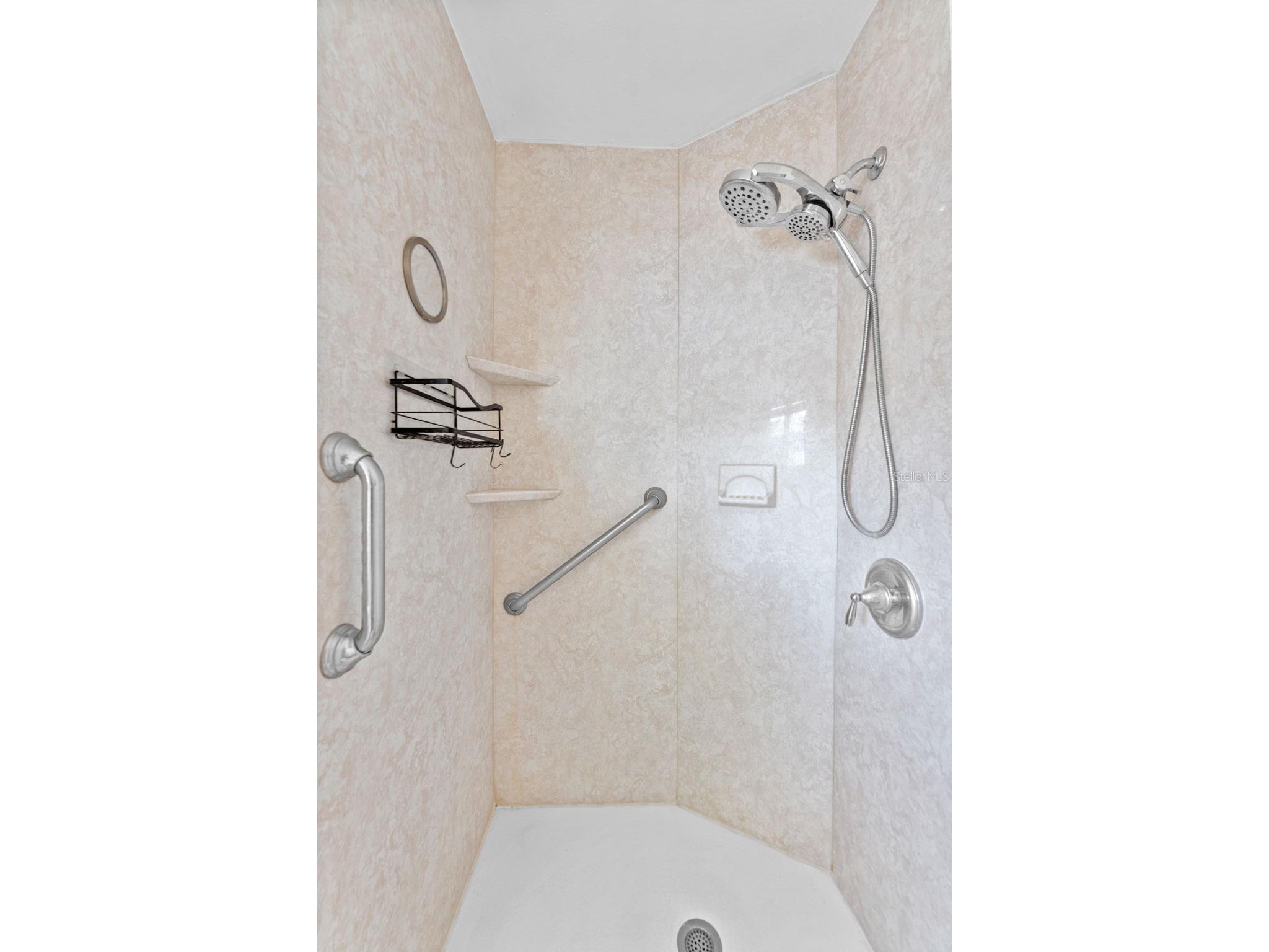 3230 51st Street N Saint Petersburg FL 33710 TB8523797 image13