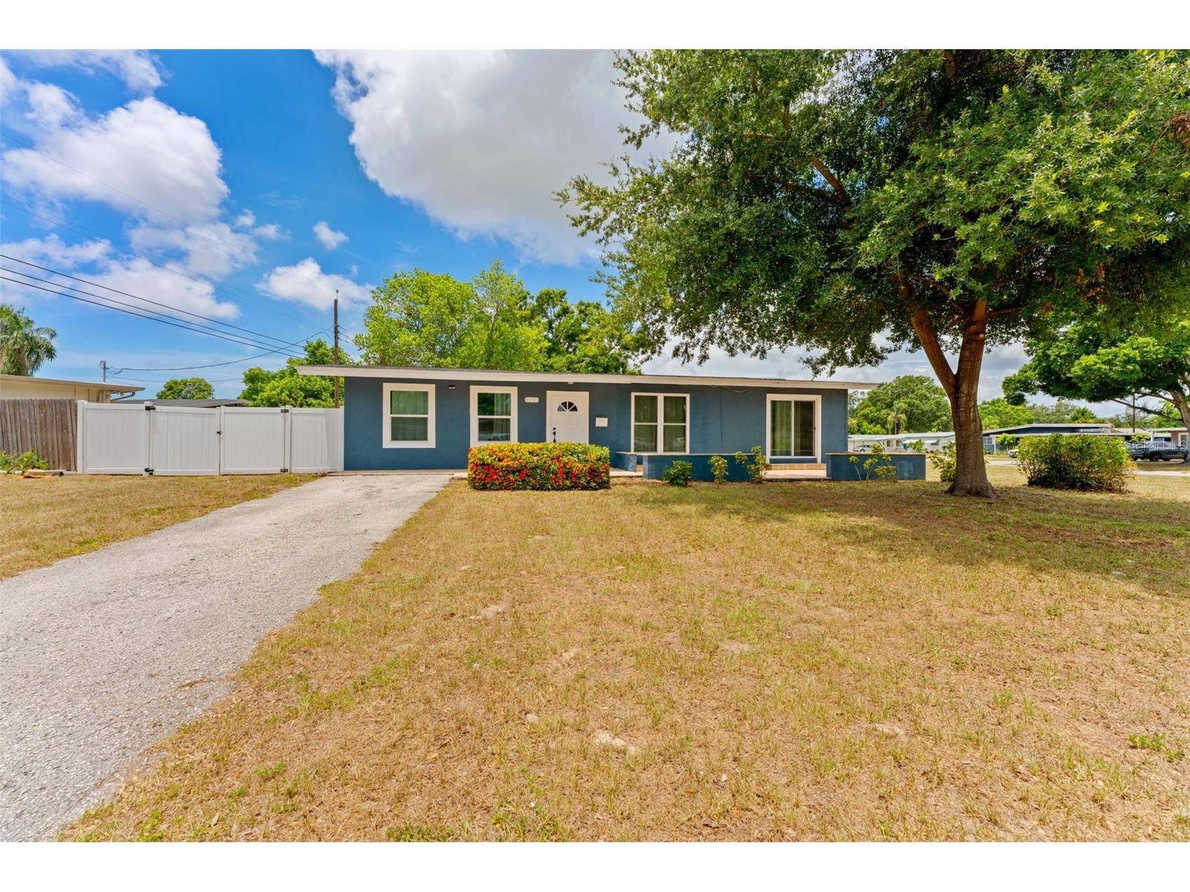 3230 51st Street N Saint Petersburg FL 33710 TB8523797 image2